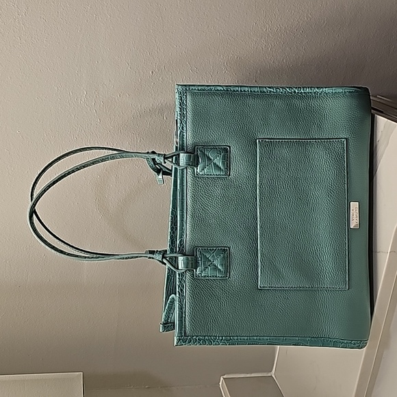 Vince Camuto Leather Byron Tote. BNWT. Never used. - Picture 6 of 11